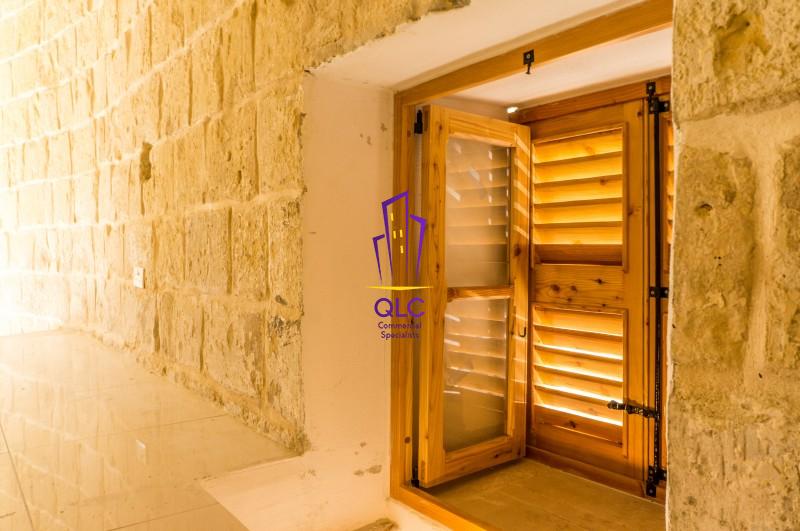 Retail / Shops / Clinics in Attard - REF 2478