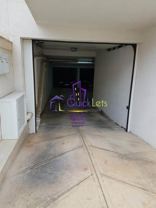 Factories / Warehouses in Swieqi - REF 23560