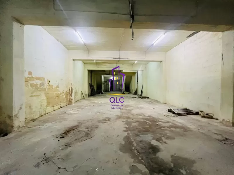 Factories / Warehouses in Qormi - REF 29146