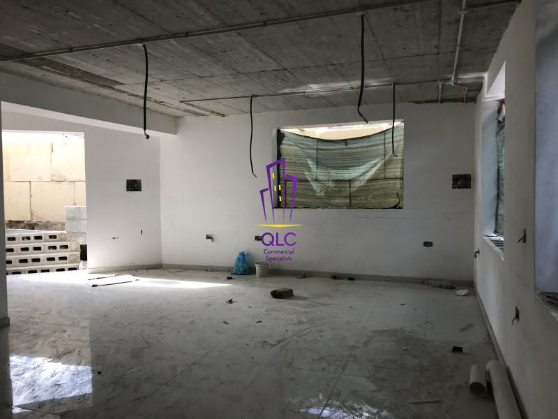 Retail / Shops / Clinics in Mosta - REF 37869 Retail / Shops / Clinics in Mosta - REF 37869
