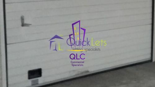 Factories / Warehouses in Swieqi - REF 45509