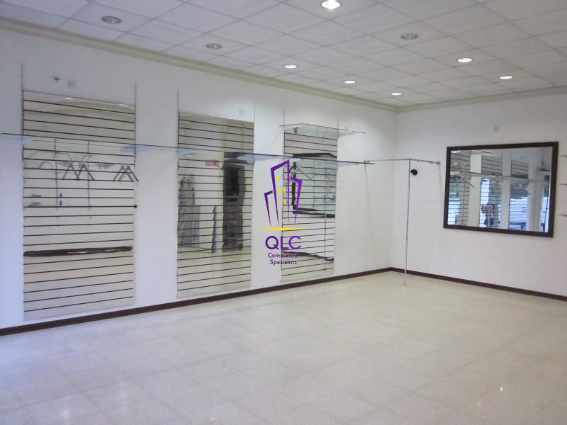 Retail / Shops / Clinics in Attard - REF 51763