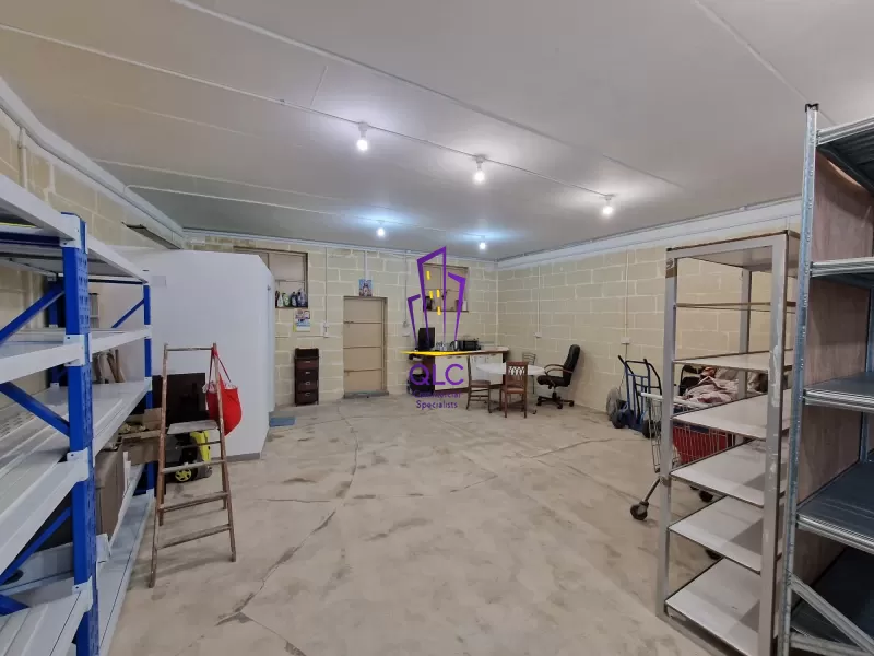 Commercial Garage in Birkirkara - REF 61534