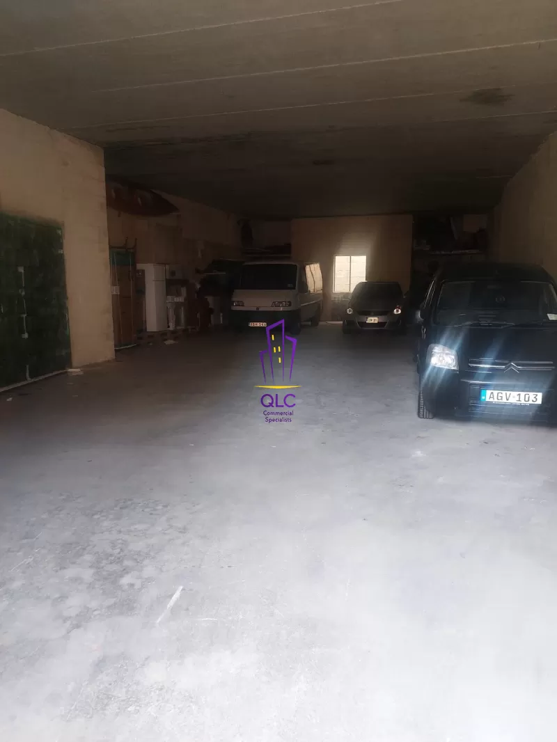 Commercial Garage in Naxxar - REF 61764 Commercial Garage in Naxxar - REF 61764