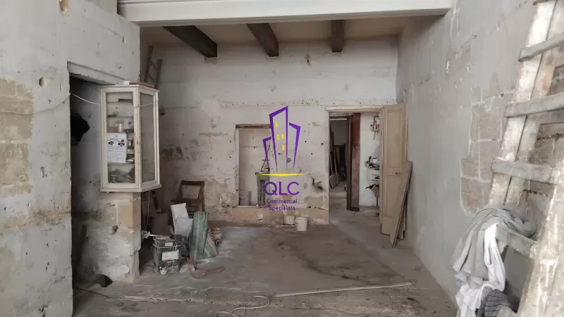 Retail / Shops / Clinics in Birzebbuga - REF 62603