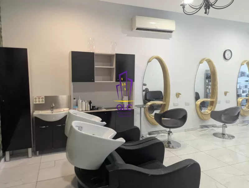 Retail / Shops / Clinics in Attard - REF 62747 Retail / Shops / Clinics in Attard - REF 62747