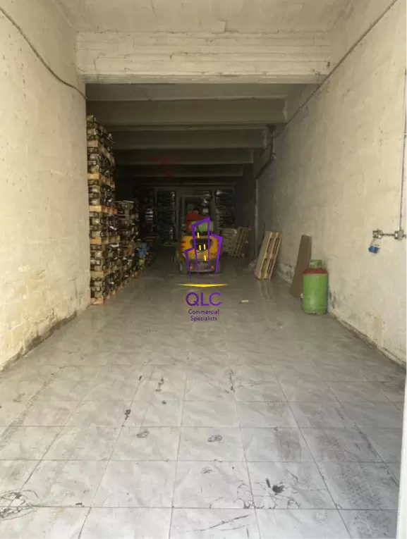 Commercial Garage in Qormi - REF 62821