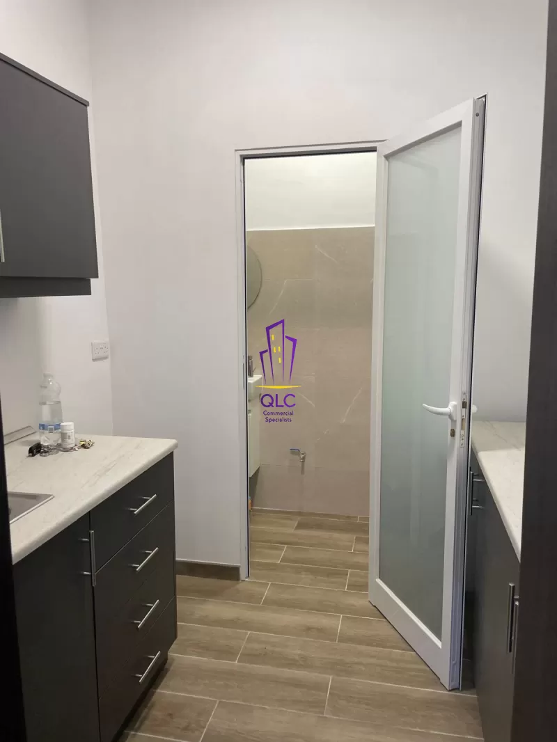 Offices in Valletta - REF 62835