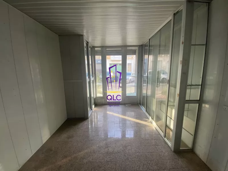 Retail / Shops / Clinics in Hamrun - REF 63262