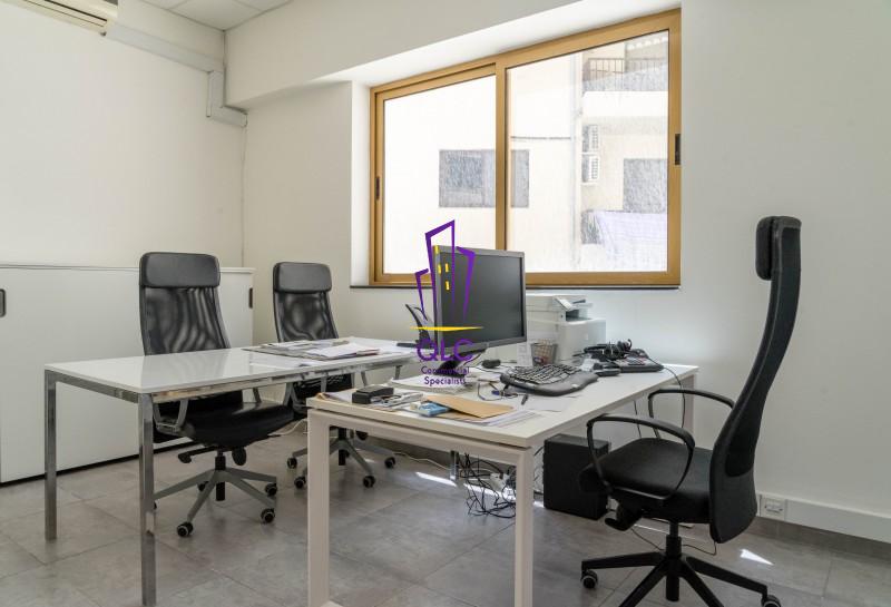 Offices in Sliema - REF 8873